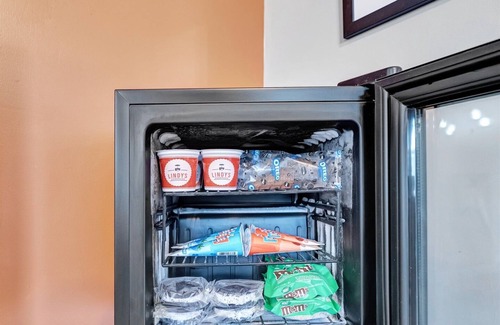 Bloomington House | House of Games - Play, Relax, Unwind!