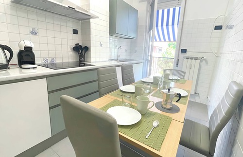 Albenga Apartment | [House of Sun] Relax & Beach 400 meters away in Albenga