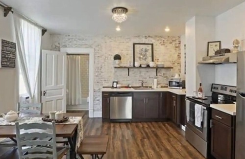 West Central Apartment | House on the Hill Minutes Minutes From Kendall Yards and Downtown Spokane