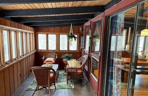 Putnam Cabin | House on the hill