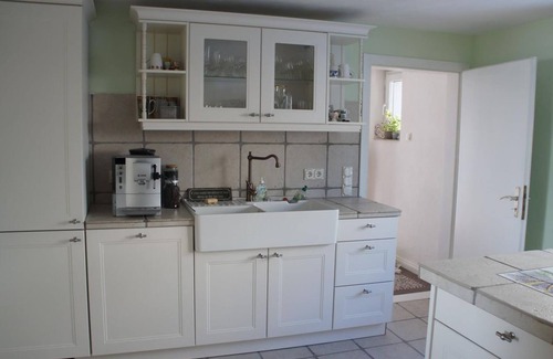 Waigandshain Apartment | House Provence* - Holiday home, shower, WC, 1 bedroom