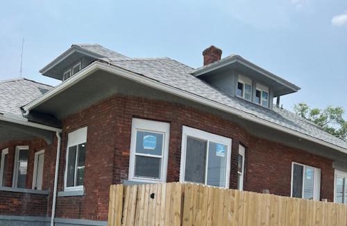 South Bend House | House w Separate 4 Private Bedrooms