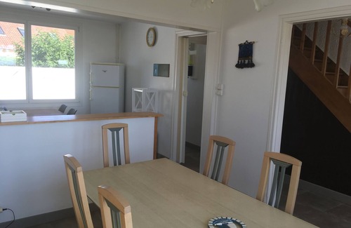 Wimereux House | House with enclosed garden and terrace, magnificent sea view