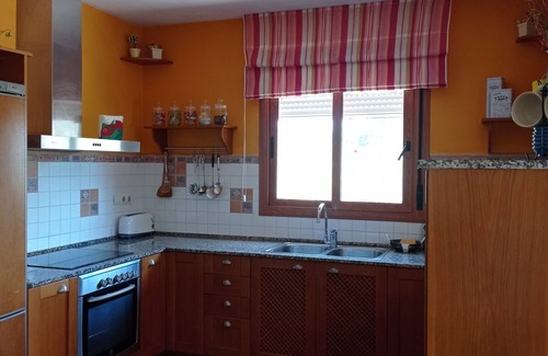 El Perello House | HOUSE WITH POOL FOR 6 P. WIFI 300 MT. THE BEACH