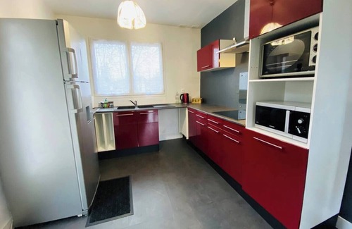 Olivet House | House with garden and enclosed parking - Comet Arena - Zenith Orléans