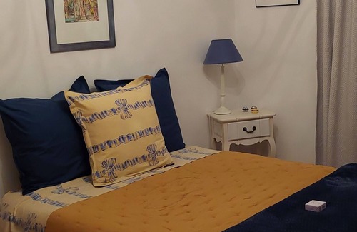 Sisteron Bed & Breakfast | House with garden