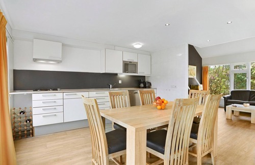 Midlaren House | House with microwave, near the Zuidlaardermeer