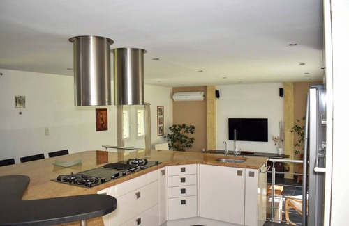 Sernhac House | House with private pool and garden, near Pont-du-Gard