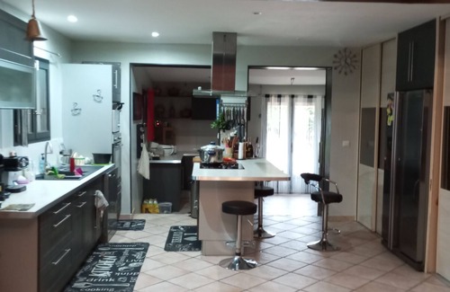 Senas House | House with small farm and picine between the Luberon and the Alps