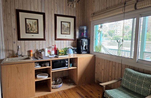 Gezira Apartment | Houseboat 65 - The Nest