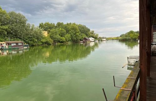 Rusovce Boat Rental | Houseboat - Beacon of happiness