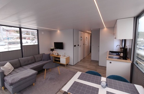 Murwik Boat Rental | Houseboat Fjord Meeresbrise with roof terrace in Flensburg