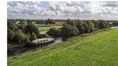 Municipality of De Ronde Venen Boat Rental | Houseboat Vinkeveen