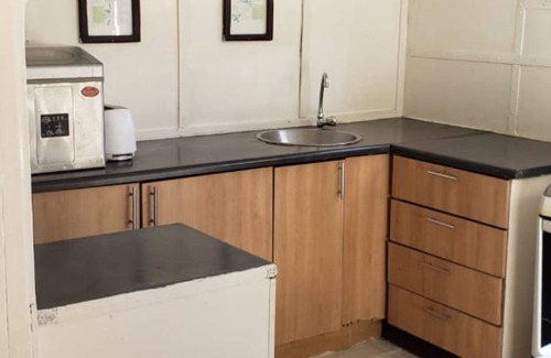 Kariba Apartment | Houseboat with aircon and splash pool - 2128