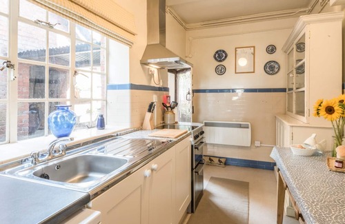 High Ercall Cottage | HOUSEKEEPER'S COTTAGE, character holiday cottage in Meeson