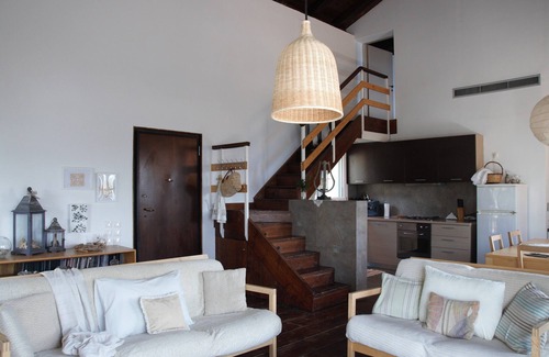 Alyki House | Houses with swimming pool with magnificent view to the sunset