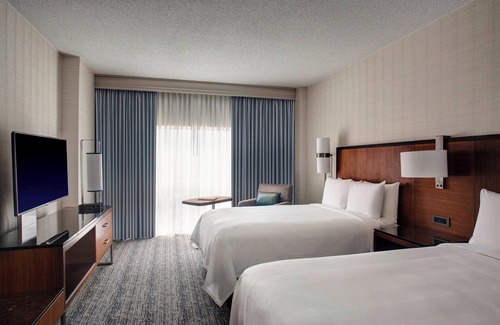 Houston Hotel | Houston Airport Marriott at George Bush Intercontinental