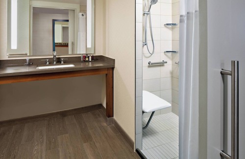 Houston Hotel | Houston Airport Marriott at George Bush Intercontinental