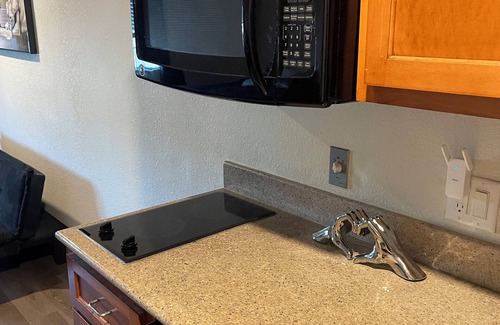 Willowbrook Apartment | Houston Comfort on a Budget