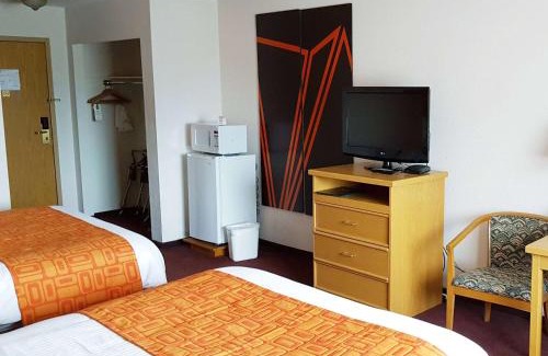 Fort St. John Hotel | Howard Johnson by Wyndham Fort St. John