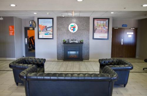 Timber Ridge Hotel | Howard Johnson by Wyndham Lexington