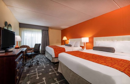 Saugerties Hotel | Howard Johnson by Wyndham Saugerties