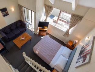 Howick Hotel | Howick Motor Lodge