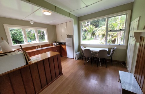Punakaiki House | Huāki Punakaiki Bach