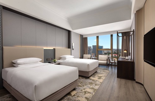 Handan Hotel | Hualuxe Handan by IHG
