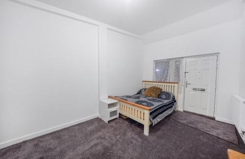 Clementswood Apartment | Hububb Loxford