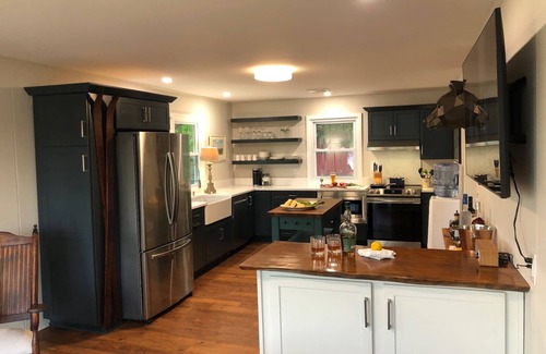 Coxsackie House | Hudson River Retreat- Spectacular Views- Pet friendly🐕 Wheelchair Accessible♿