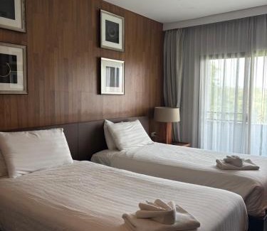 Nai Wiang Hotel | Huern Nana Jomsawan