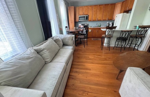 West New York Apartment | Huge 3 Bedrooms Apt 15 Minutes to NY City