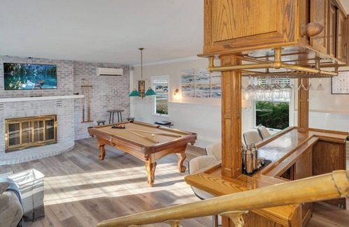Cape May Court House House | Huge 7 bedroom house - pool, hot tub, full bar, close to Avalon & Stone Harbor