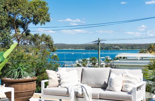 Burraneer House | Huge Bayside Luxury Resort-Style Home with Pool