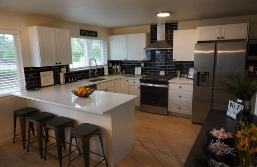 Greeley House | Huge Ranch Home with 2 game rooms! Enjoy shuffle board, Ping Pong & Hot Tub