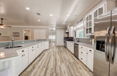 Cedar Creek House | Huge Single Story Updated Home with 2 Masters, Game Room, Pool, and a Garage