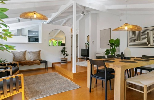 Taupo House | Huia Haven | Charming Garden Stay with King Suite & Rustic Elegance