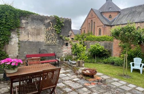 Aardenburg Apartment | Huis van Marietje