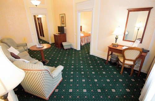 Karlovy Vary Hotel | Humboldt Park Hotel And Spa
