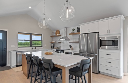 Ellison Bay House | Humbug Abode - located on beautiful 5 acres, minutes drive to Sister Bay