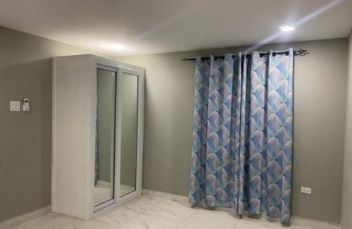 New Kingston Apartment | HUMMING BIRD VILLA