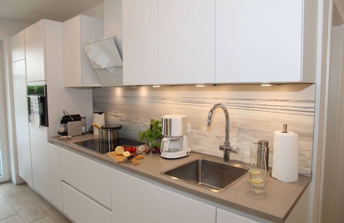 Eilsum Apartment | Hundefreundliche Neubauwohnung Direkt am Wasser!