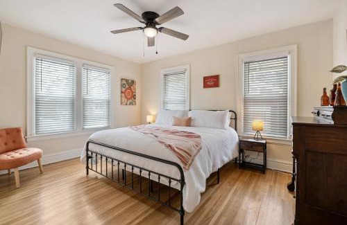 Huntington House | Huntington Modern History - 4br, Mu, Dt, St Marys