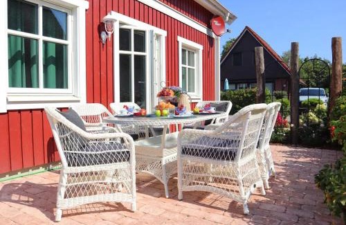 Dorumer Neufeld House | Hus Hinrichsen