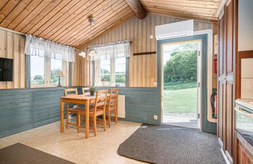 Hassleholm House | Husdjursvänlig semesterstuga Kärleksbacken