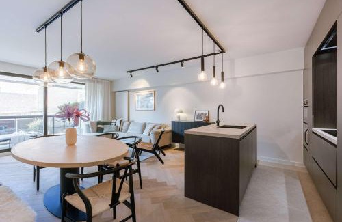 Knokke Apartment | Huswell - Elegant seaside getaway in central Knokke