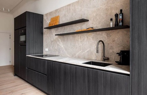 Kunstenkwartier Apartment | Huswell - Posh apartment with city view