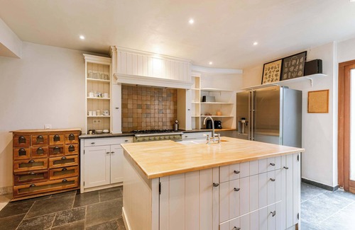 Kunstenkwartier House | Huswell - Stay at Cape Montigny in Ghent