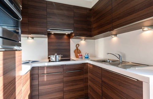 Vogelzang Apartment | Huswell - Superb duplex within walking distance of the sea